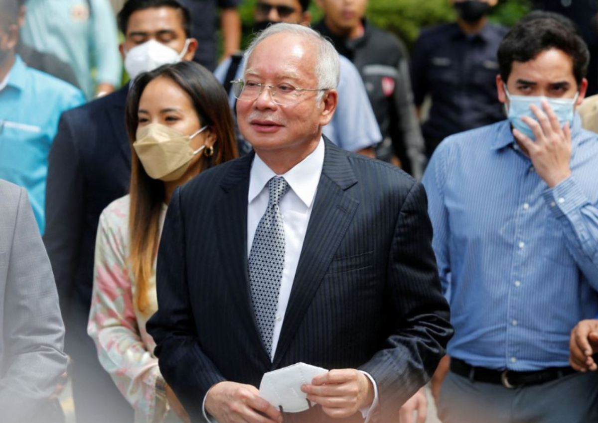 Malaysia Set To Decide On Royal Pardon For Jailed Former PM Najib ...